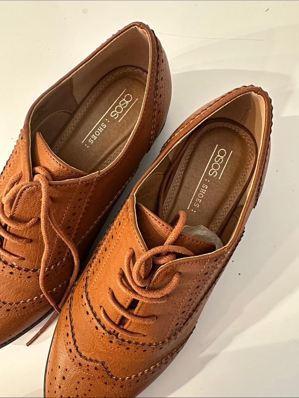 ASOS DESIGN Manic flat brogues - Picture 5 of 8